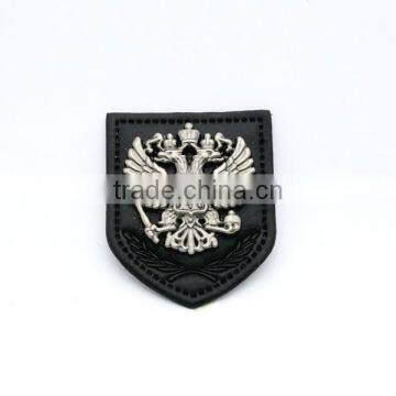 PU Leather Patch With Metal Alloy Logo Light Pewter Color Fashion Labels for Jeans/jacket PLB-011 photo-3