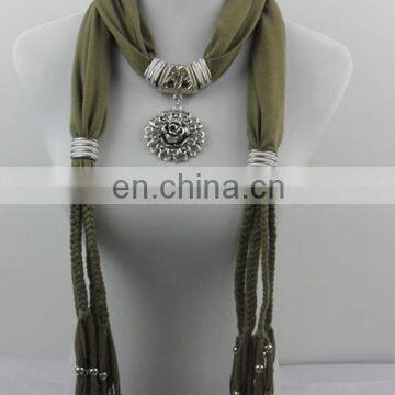 Popular Zinc Alloy jewelry Scarf Pendant China wholesale