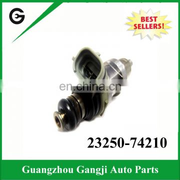 High Quality Nozzle Fuel Injector OEM 23250-74210 for Toyot