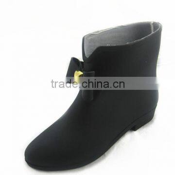 Stylish Multicolor Rain Boots For Women photo-2