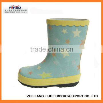 Fashion Kids' Rubber Rain Shoes with durable quality