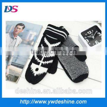 wholesale fish pattern knit gloves man ST155