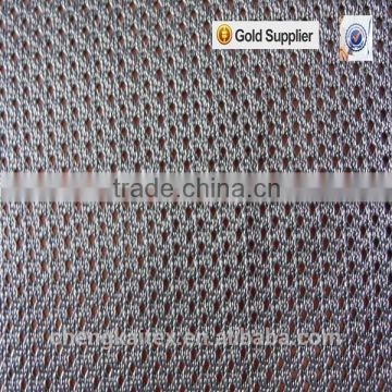 Warp knitted mesh fabric