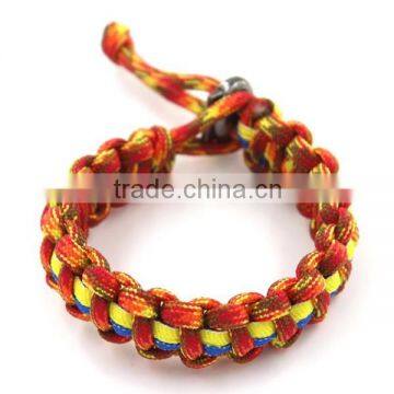 Fashin Paracord Bracelet With Metal Closure photo-2