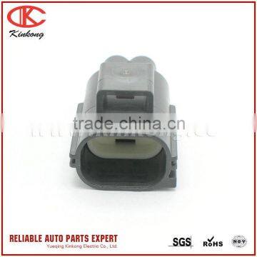 Yazaki 2 Pole Male Waterproof Electrical Connector for Brake Vacuum Pump photo-3