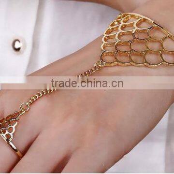 Summer Fashion Women Simple gold Chain Slave Bangle Hand Harness Bracelets Bracelet Finger Ring