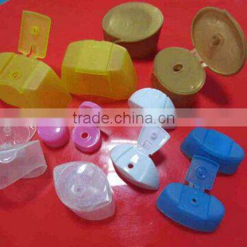 Plastic injection mineral water cap mould