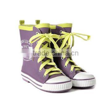 Availabe in Different Colors Cute Rubber Boots for Boys and Girls With Laces photo-4