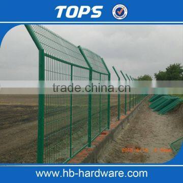 Pvc Coated Welded Wire Mesh Panel Fence Price photo-3