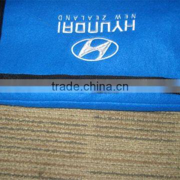 2015 New Style 50X60 Inch Double Layers Polyester Fleece With PVC Custom Logo Foldable Plastic Picnic Mat photo-3