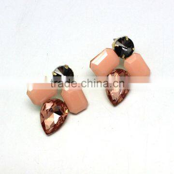 Wholesale Lovely Flower Design Pink Created Gemstone Bridal Stud Earrings for Women