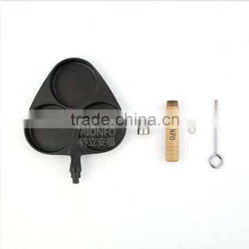Mini Three Holes Cast Iron Frying Pan With Wooden Handle photo-5