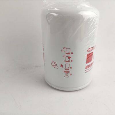 Heavy Truck Diesel Engine Parts DCA4 Water Filter WF2015 photo-3