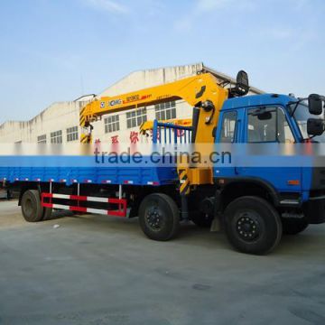 Dongfeng 6x2 truck mounted with crane