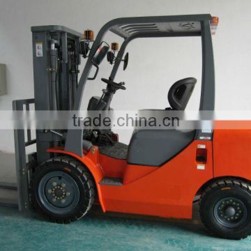 3ton diesel forklift truck with Japan engine