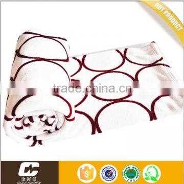 Knitted Hometextile Comfortable Coral Fleece Blanket photo-5