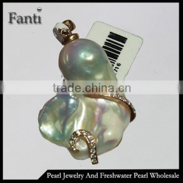 Fireball pearl pendant necklace design/Large baroque pearl pendant