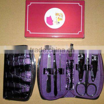 MRT-032 6pcs PU bag with colored box carbon steel purple manicure set