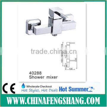 YUHUAN plumbing faucet factory in China