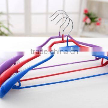 GS8107 high quality durable PVC coated metal clothes hanger