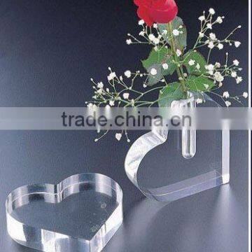 acrylic heart shape vase