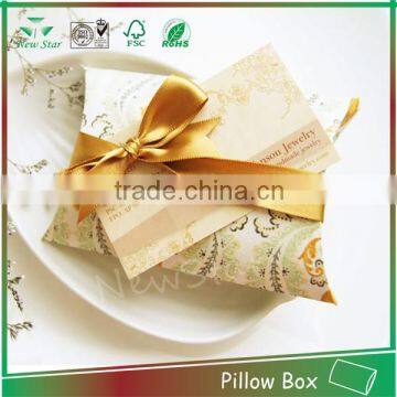 2015 Pillow Coated Paper Pacakging With Handtag