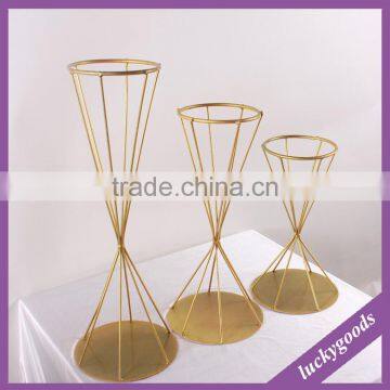 LDJ560 Artificial Flower Gold Plated Flower Stands for Tables