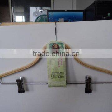 Clothes bamboo hangers for sale