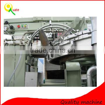 Automatic baking machine for rolling sugar cones