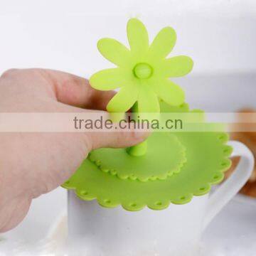 Hot sales ! Newest colorful creative flower shape ceramic coffee cup with silicone lid