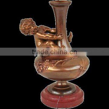 New products antique bronze vase with cherub statues