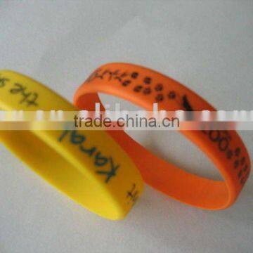 Lovely colorful hot selling silicone wristband