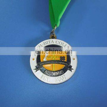 Customized soft enamel school logo graduation memorial medal for alumnus