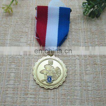 Hot sales cloisonne enamel lion reward badge medals with ribbon