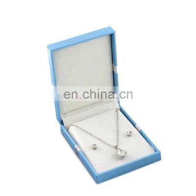 OEM Factory Flannel Pouch Velvet Gift Customized Design Luxury Gift Jewelry Watch Necklaces Rigid Paper Board Packaging Boxes