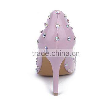 China Wholesale Beige Rubber Sole 6CM Heels Shoes, Pink Patent Leather Low Heel Crystal Wedding Shoes photo-6