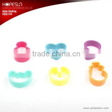 Newfangled colorful 6 pcs plastic cookie cutter set                        
                                                                                Supplier's Choice