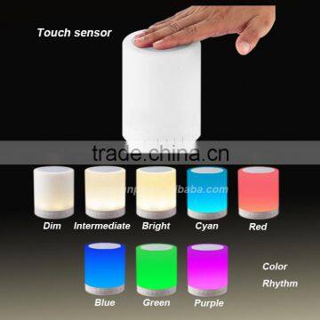 Hand Free Built-in Battery Speakerphone Smart Led Light Bulb Smart Lamp Speaker