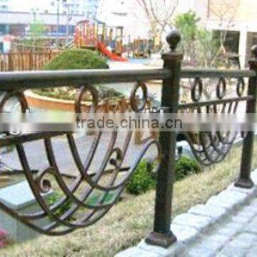 2013 Top-selling hand forged modern gothic iron fence