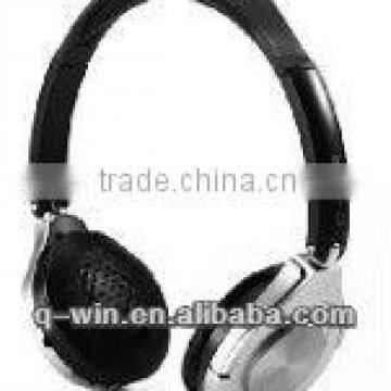 2013 new bluetooth headphone, headphone beast headset bluetooth with detachable cord mic and retail box