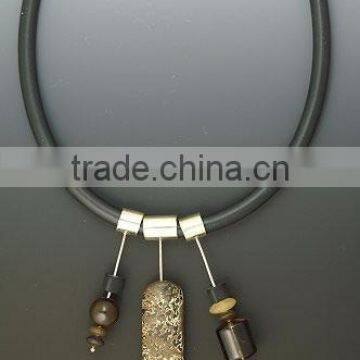 MRN-002 Rubber Necklace