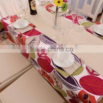 2015 new design leaf printed plain style woven table runner