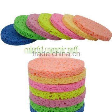 Promotional gift wholesaler cosmetic sponge beautiful girl makeup set