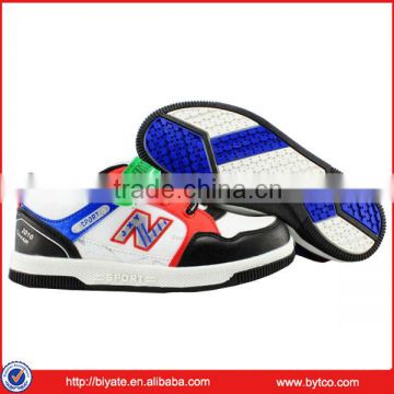 Hot selling sports shoes for children