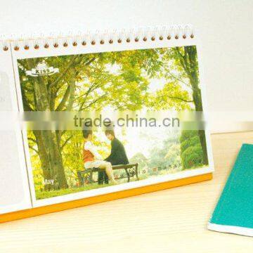 2015 Wholesale Standing Funny Cute Cardboard Desk Calendar