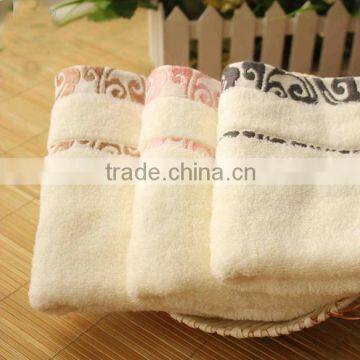 Fashion Jacquard Design Adults Towel photo-2