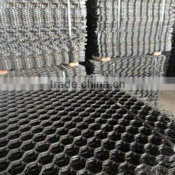 hex steel and tortoise shell for refractory lining