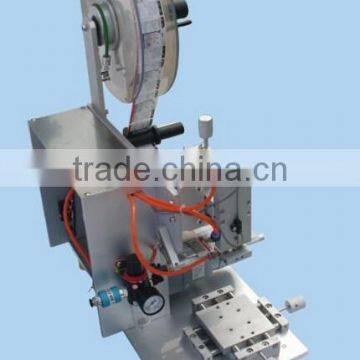 JF2014 Semi automatic round bottle sticker labeling machine for round bottles with printer