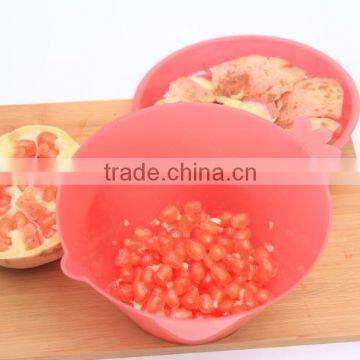 Customized Logo Plastic Creative Pomegranate Peeler,Arils Removal Tool Patented Product photo-4