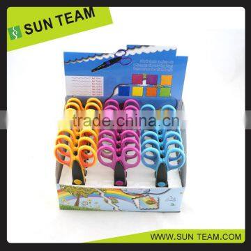 CS005 5-1/4" New Plastic Handle Wavy Scissors photo-2